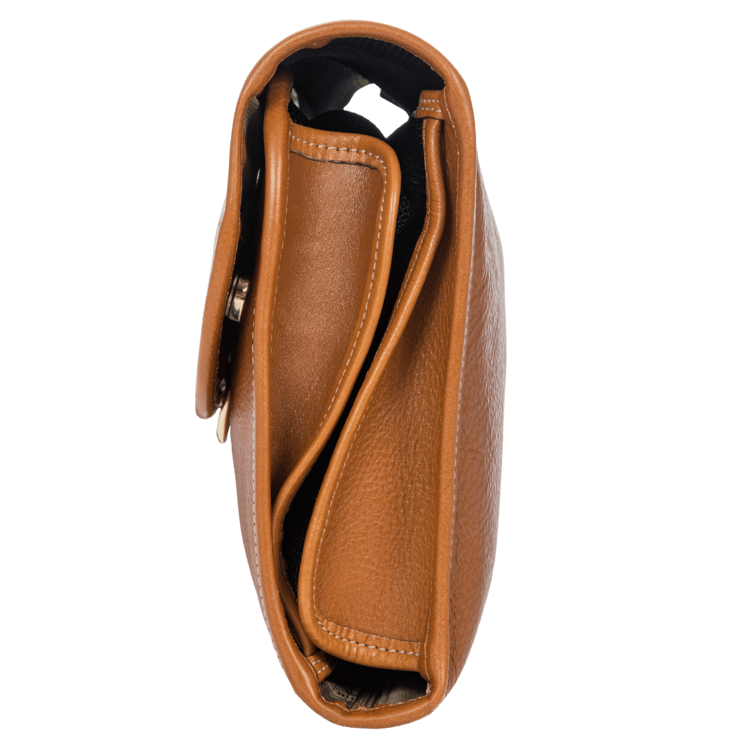 Bric's Life Pelle Tri-Fold Hanging Toiletry Bag, view 11